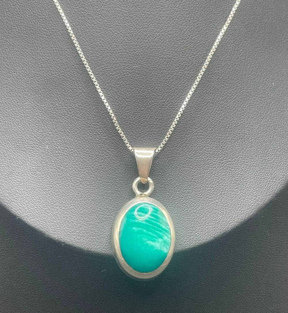 925 Mexico Sterling Silver Oval Green Swirl Glass Pendant Necklace 16" Box Chain